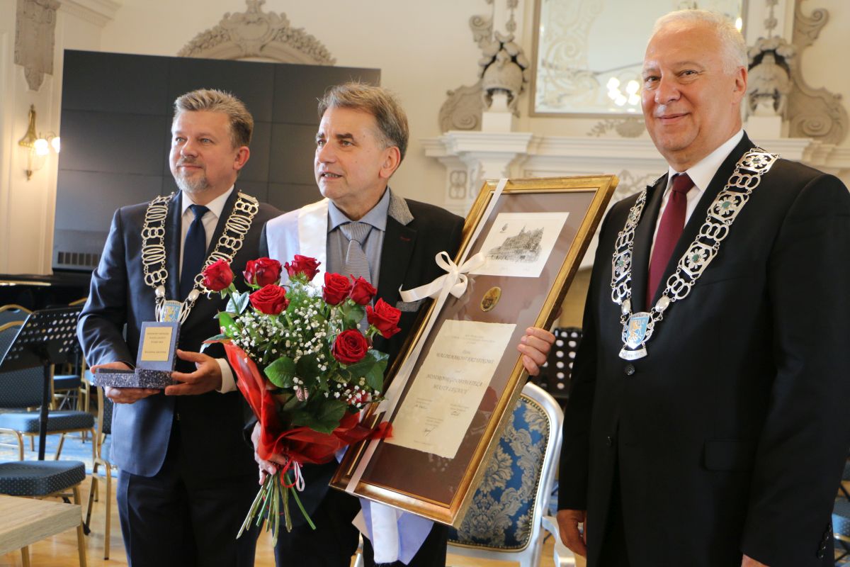 Waldemar Krzystek honorowym obywatelem Legnicy