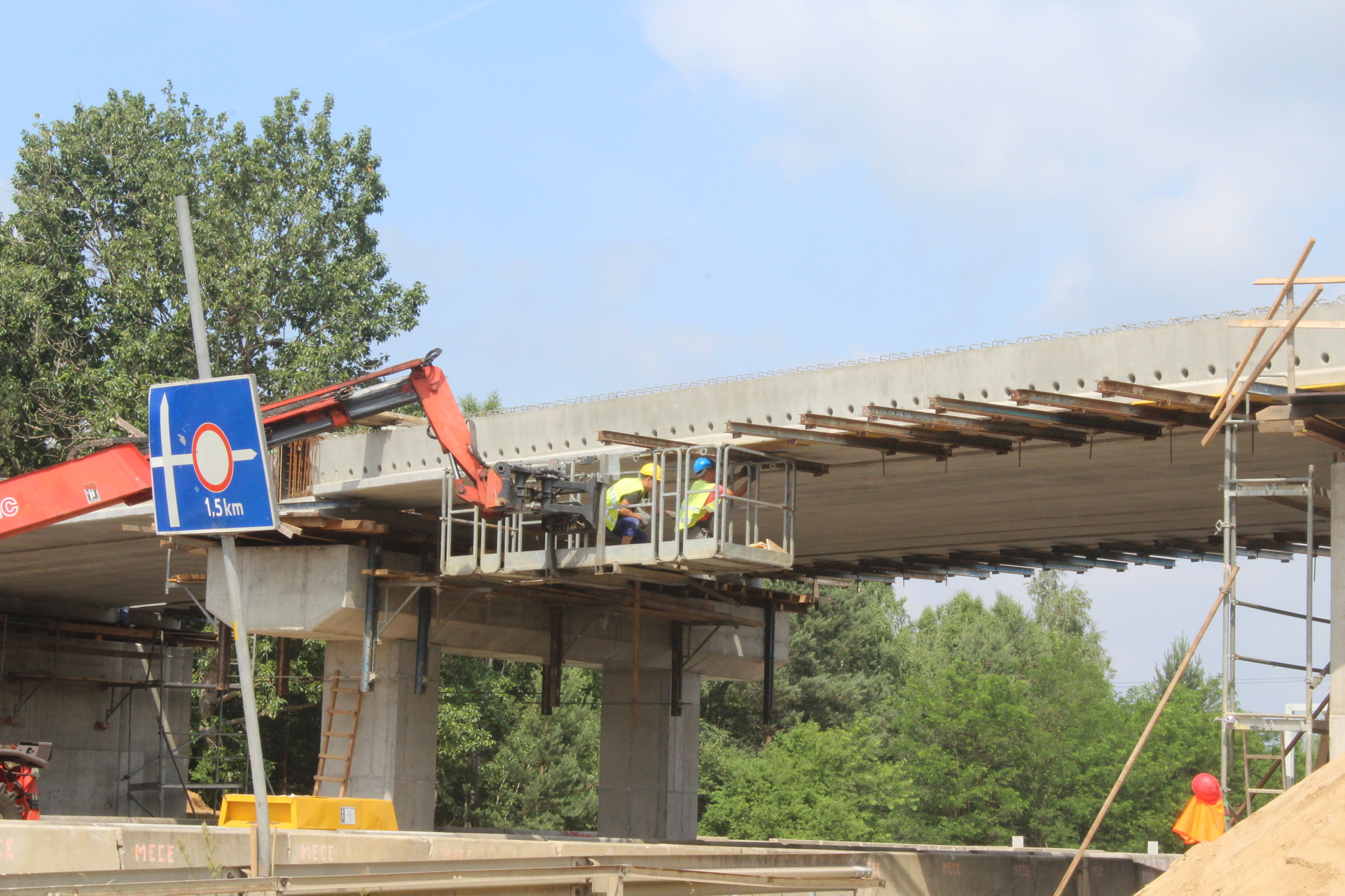 Wyburzenie wiadunktu to początek zmian