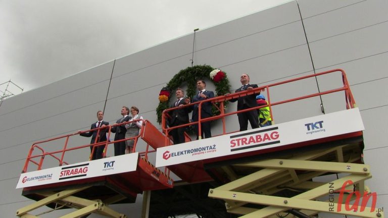 Jest wiecha i dodatkowe miejsca pracy w Mercedesie (FOTO)