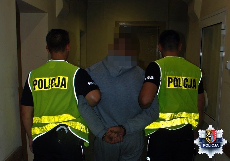 Ukradł tysiące złotych i ukrył się w przemkowskich lasach