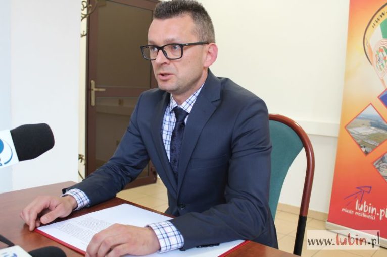 Prezydent Lubina zabiera głos w sprawie III LO (WIDEO)