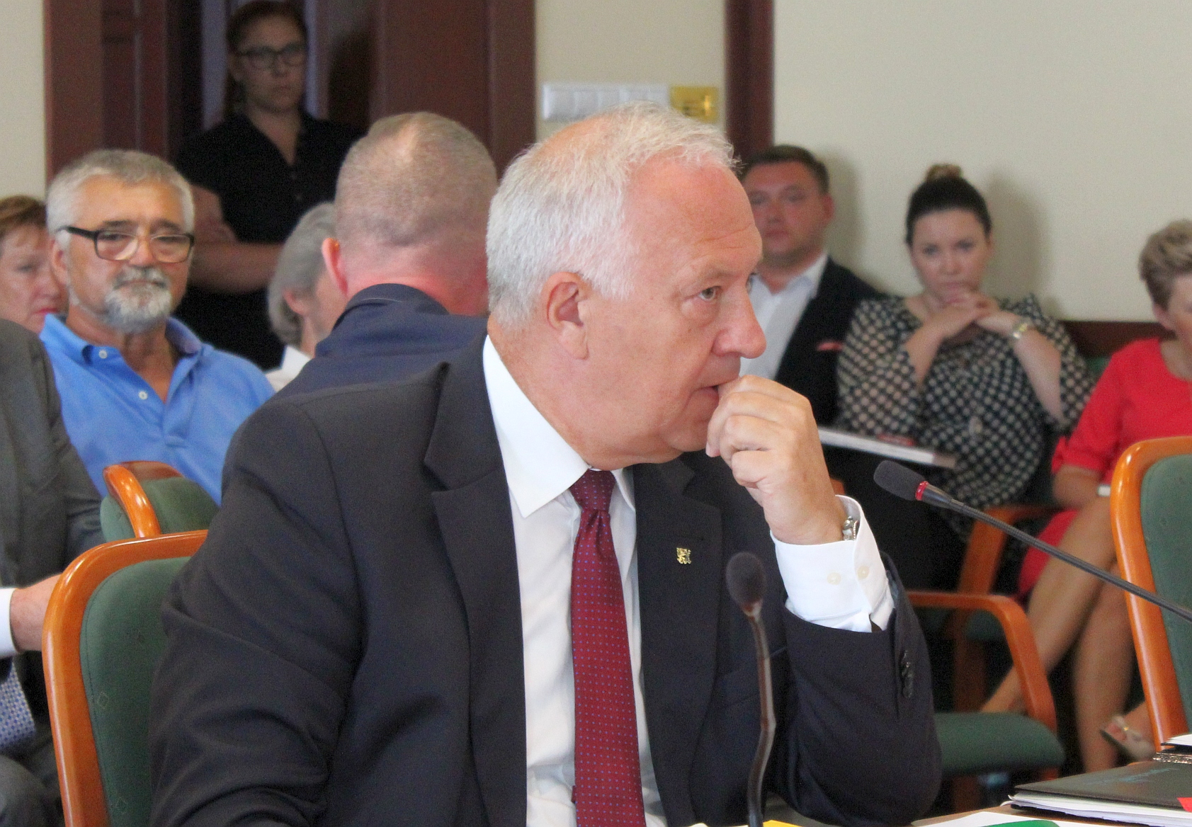 Prezydent bez pensji!? Panika na sesji radnych…