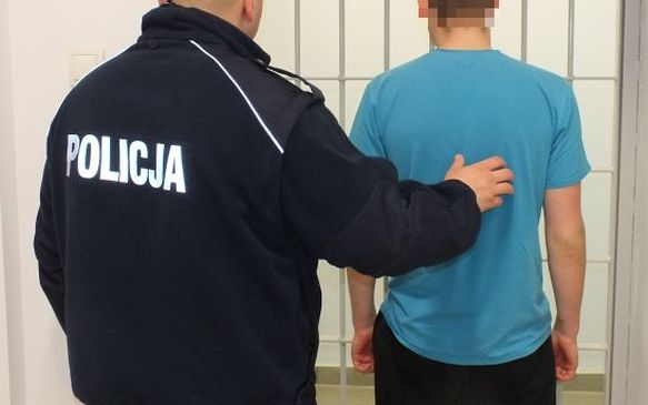 Zatrzymano pięć osób z listami gończymi