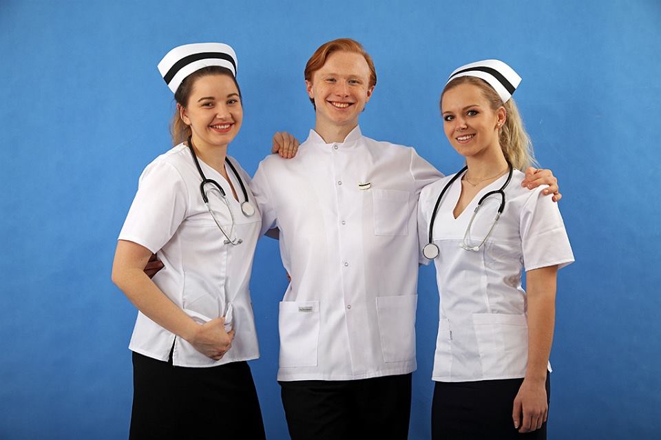 Mężczyzna pielęgniarzem? Stereotypy do lamusa