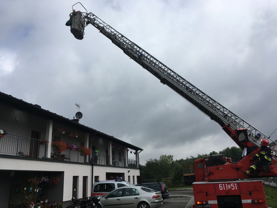 Pięć zastępów straży pożarnej w akcji (FOTO)