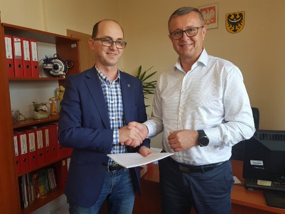 Umowa podpisana. Będzie wodociąg