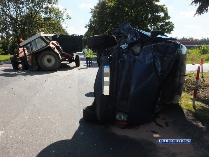 Zderzenie na ul. Sikorskiego w Głogowie. Jedna osoba w szpitalu