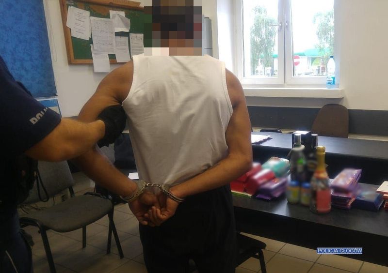 Złodziej z nocnym zakazem wychodzenia