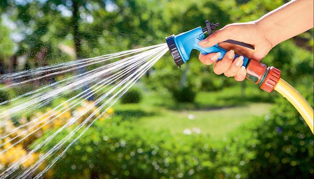 To już nie apel, a zakaz podlewania ogródków