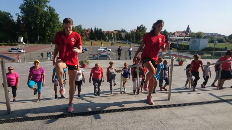 Miedziowe poprowadziły zajęcia gimnastyki (FOTO)