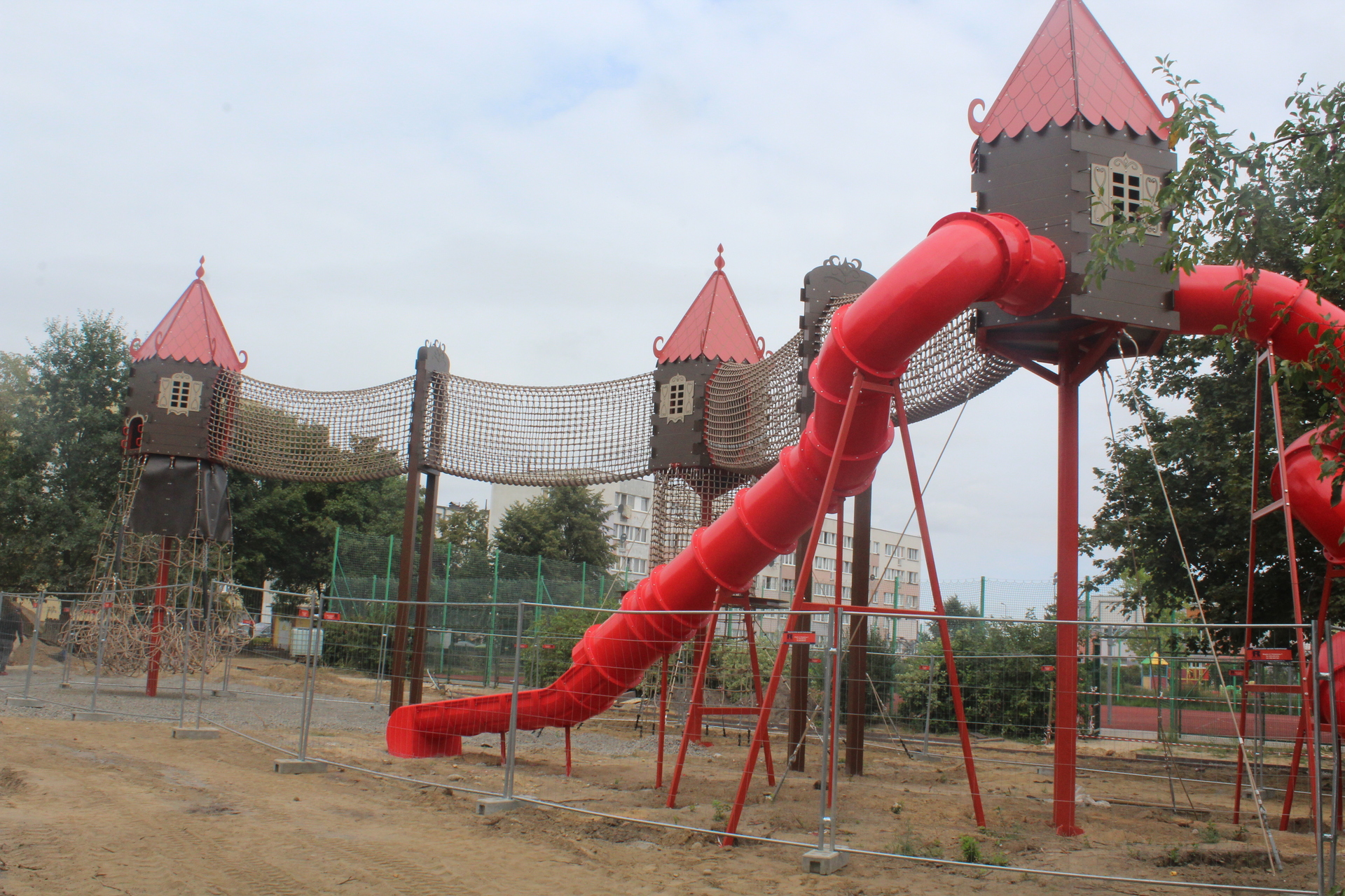 Park nadal w przebudowie, ale jest już bezpieczniej (FOTO)  