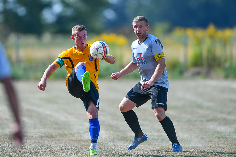 Derbowa wygrana Sparty Parszowice (FOTO)