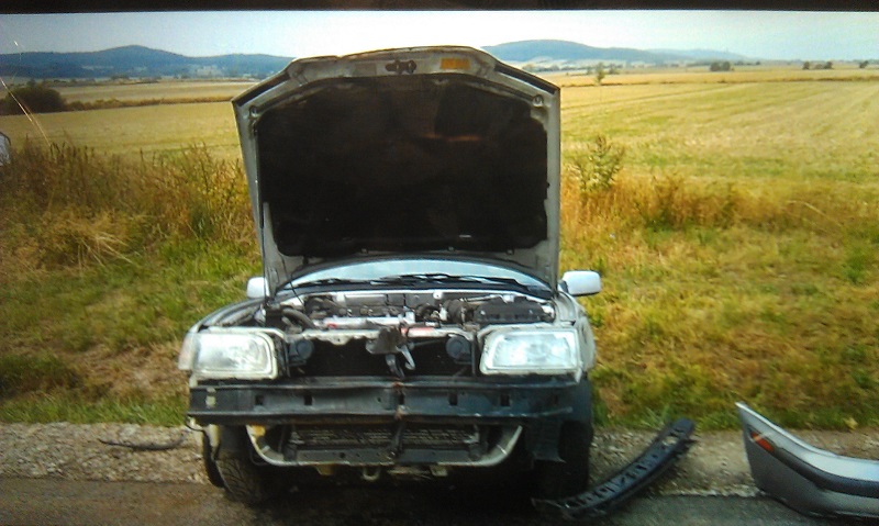 Po zderzeniu z ciężarówką nadal uciekał policji