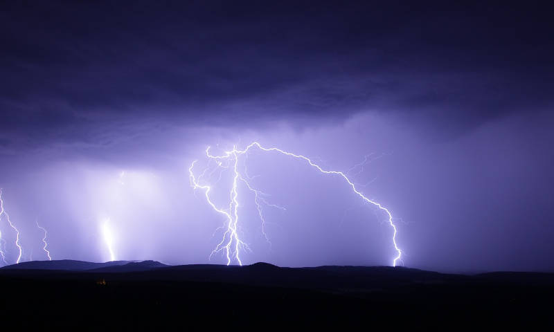 IMGW znów ostrzega. Tym razem przed burzami