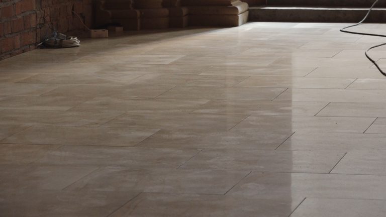 Posadzka nawiązuje do tradycji (WIDEO)