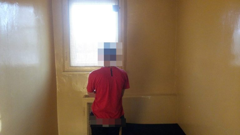 Ukradł pieniądze i kartkę bankomatową