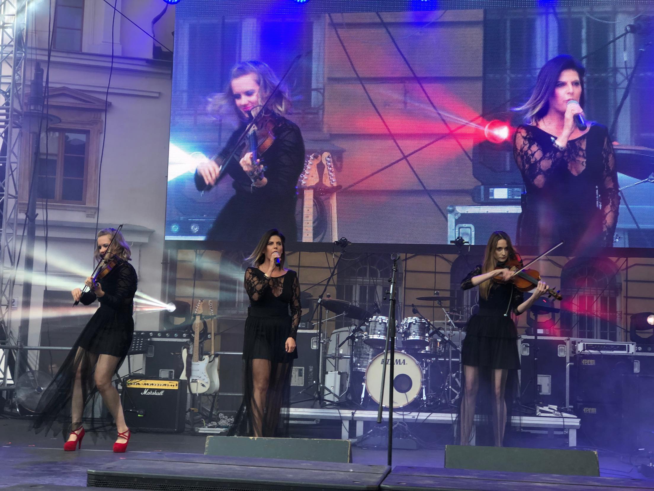 Legnicka ulica znów świętowała (FOTO)