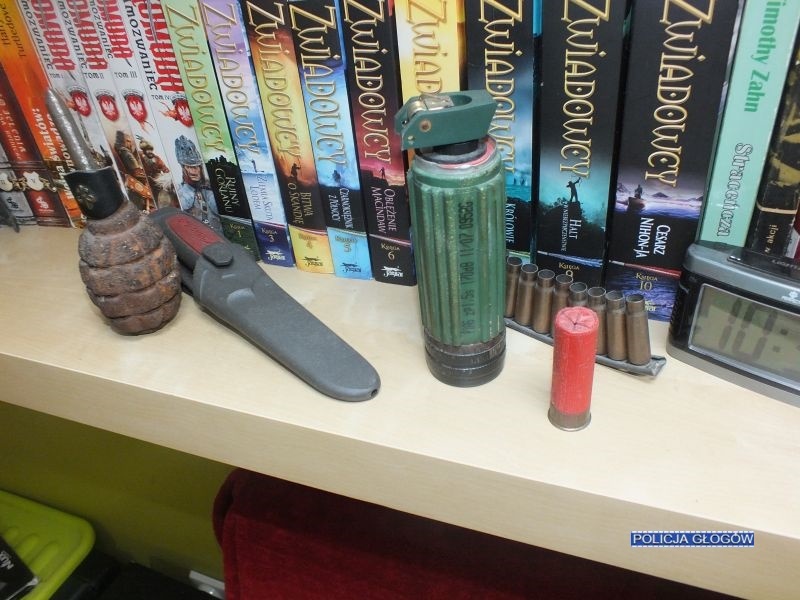 Granaty i amunicję trzymali w domu (WIDEO, FOTO)