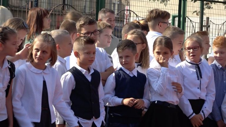 Dzwonek zabrzmiał w Legnicy