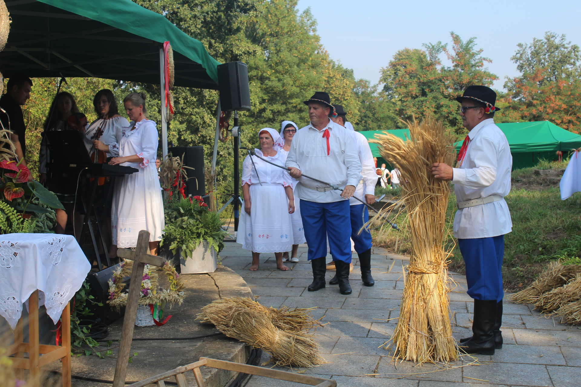 Dożynki powiatu polkowickiego w Grodowcu (FOTO)