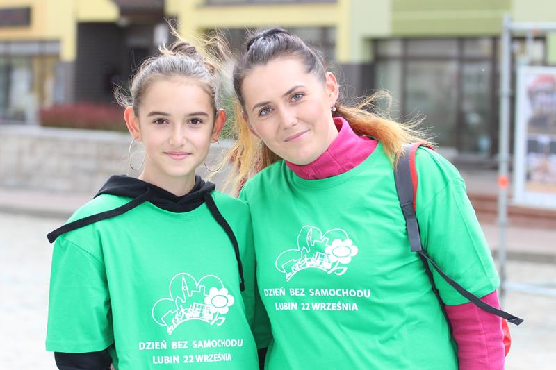 Spacerowali po parkach z Wędrowcami