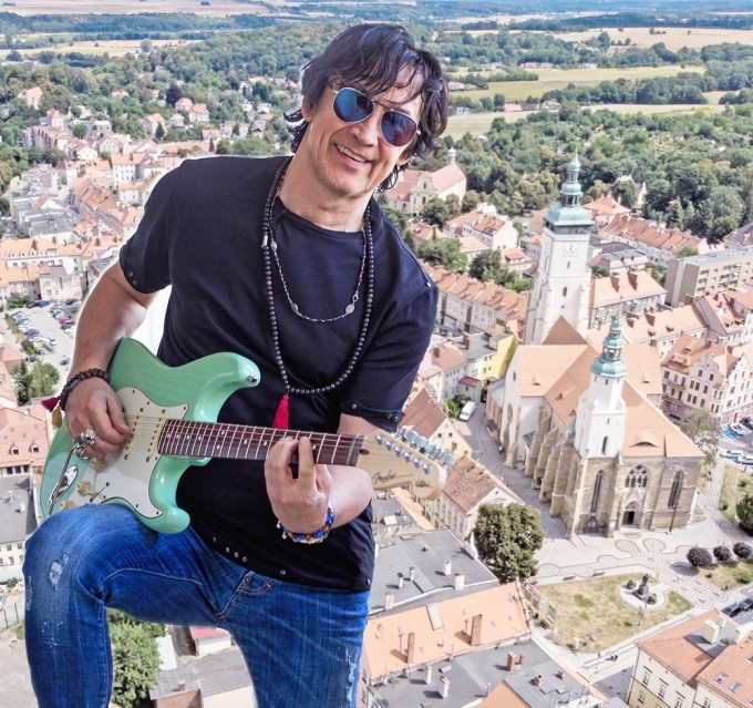 Jan Borysewicz zagra hejnał z wieży kościelnej