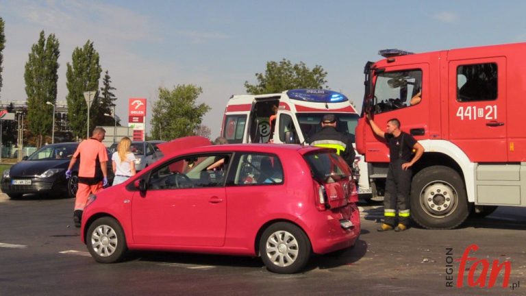 Kolizja na Kuzienniczej (FOTO)