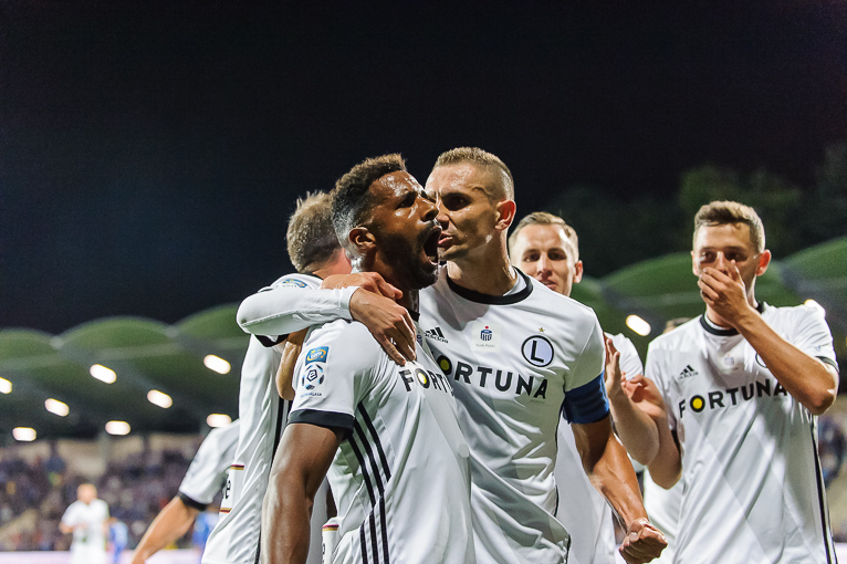 Legia za mocna dla Miedzi (FOTO)