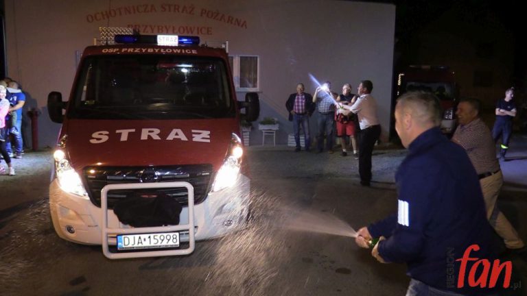 Mały wóz z wielką pompą (FOTO, WIDEO)