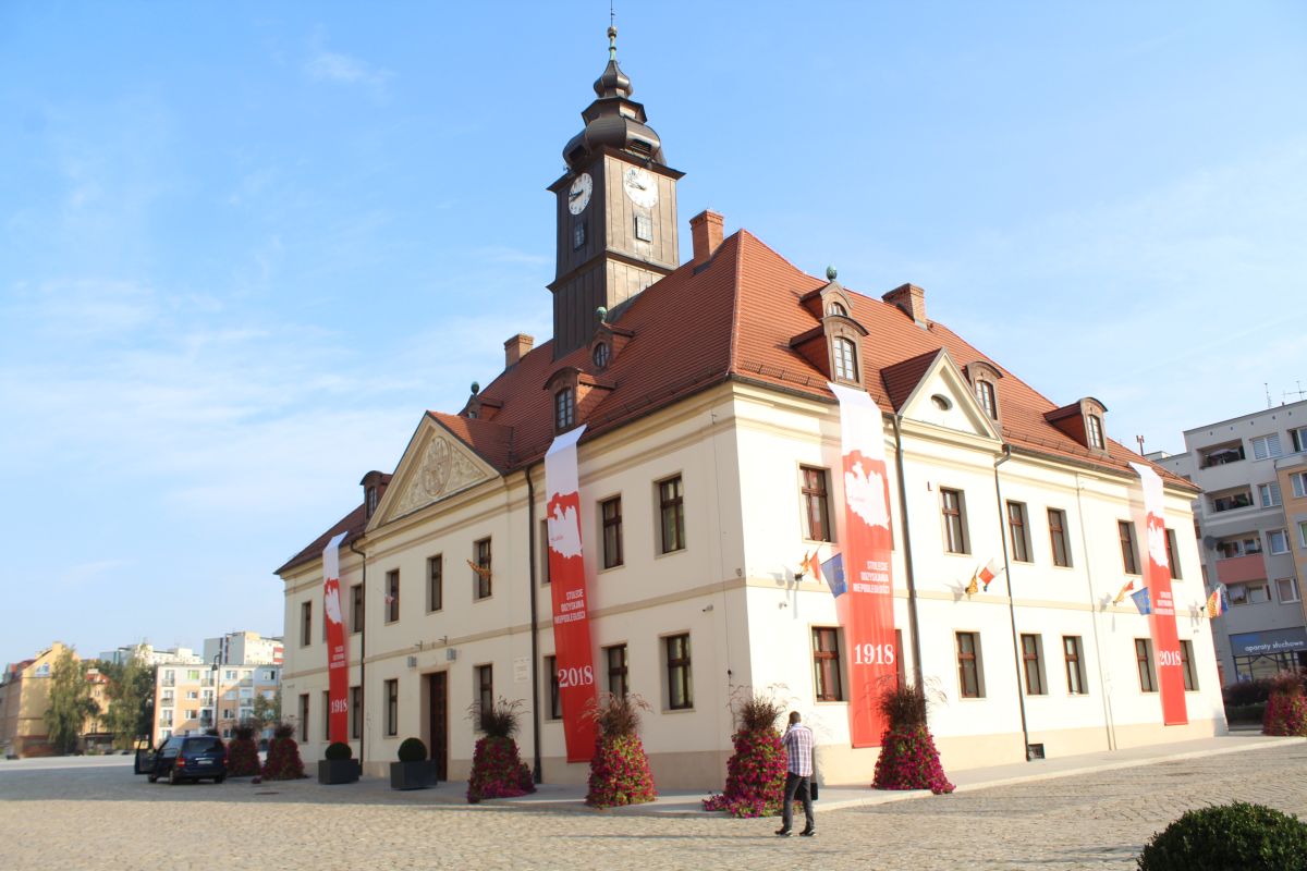 Lubin wyciąga rękę do biznesu