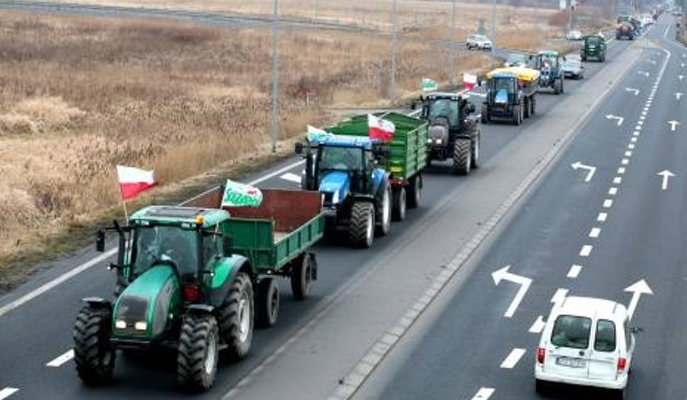 Rolnicy będą protestować. Możliwe utrudnienia na krajowej „trójce”