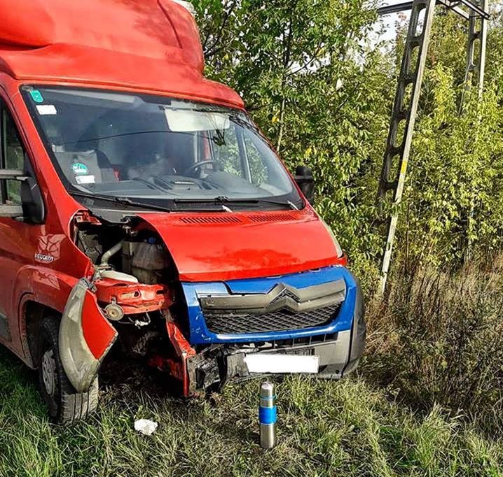 Kolizja na Kamiennej. Dwie osoby poszkodowane (FOTO)