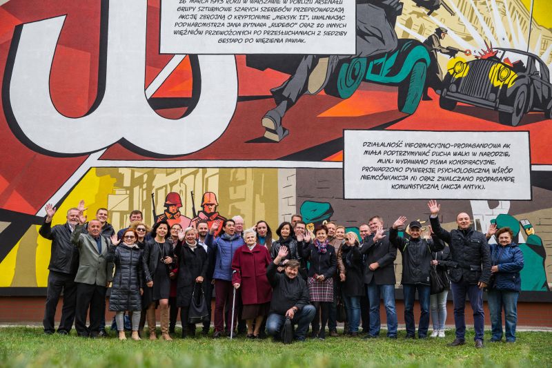 Komiksowy mural już gotowy