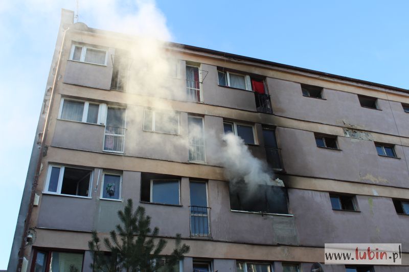 Pożar w Lubinie. Mieszkańcy ewakuowani