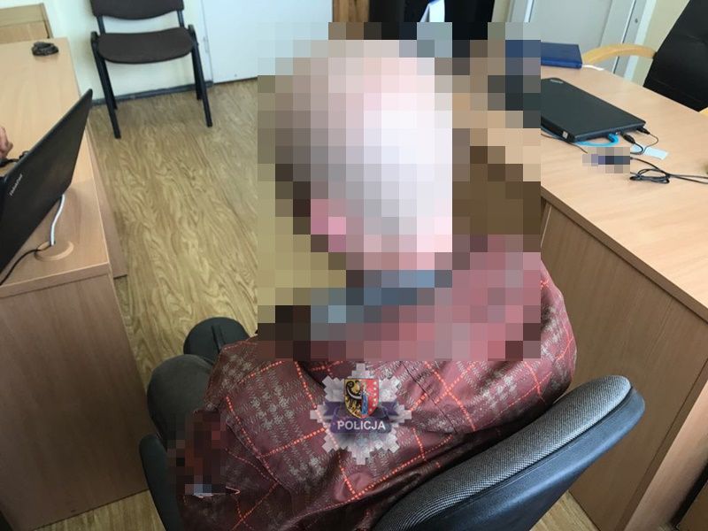 Znieważyli zwłoki i grób niemieckiego żołnierza