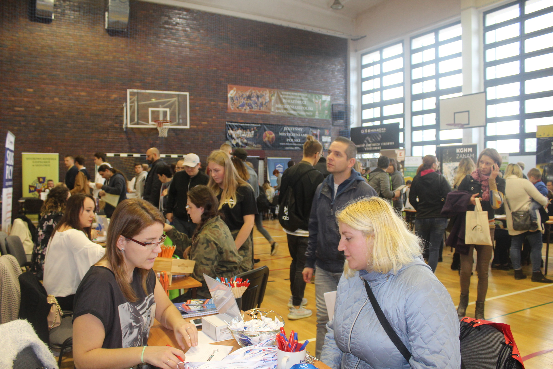 Tłumy na Polkowickich Targach Pracy (FOTO)