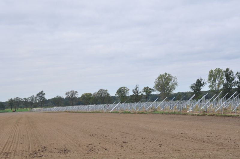 W Radwanicach powstają farmy fotowoltaiczne