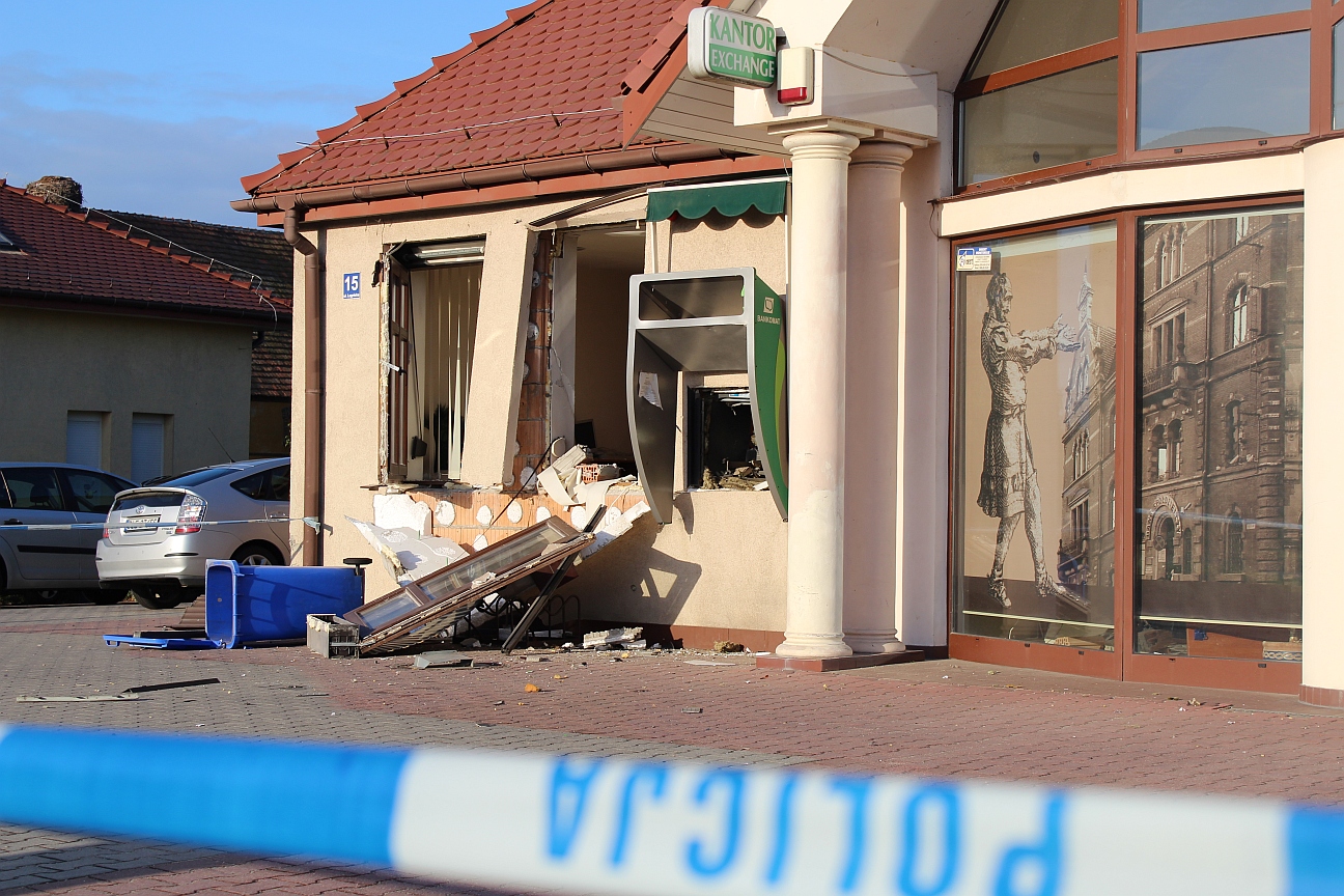 Bankomaty wybuchają, straty rosną