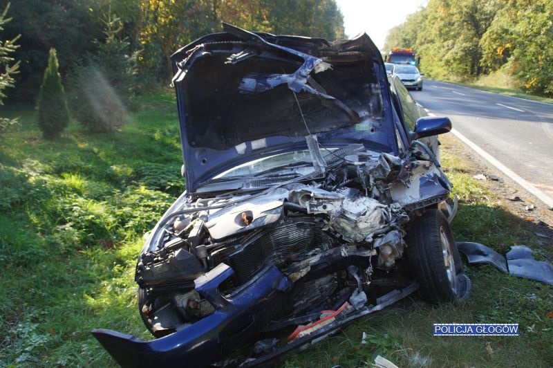 Pijany kierowca doprowadził do „czołówki” (FOTO)