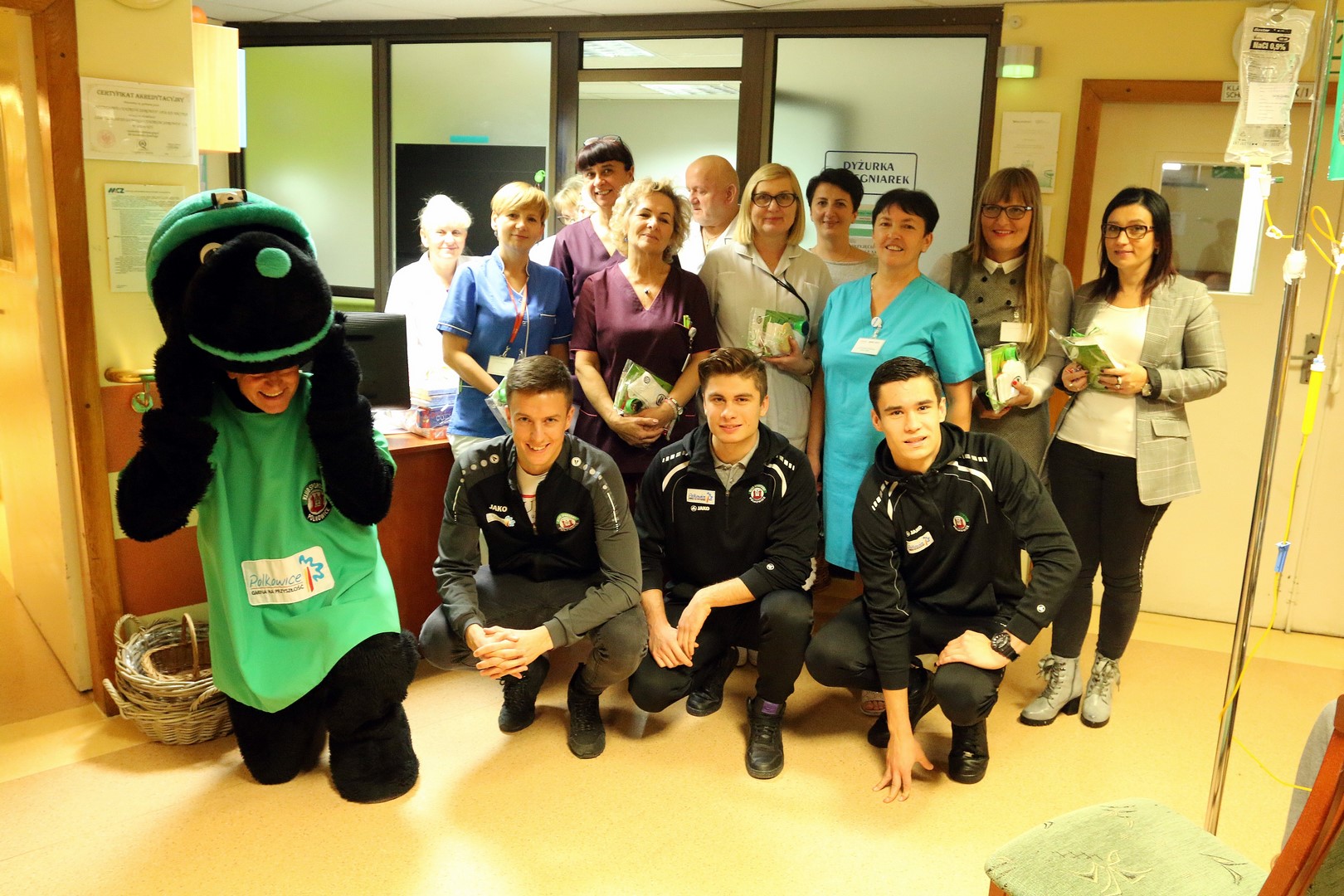 Piłkarze Górnika odwiedzili szpital (FOTO)