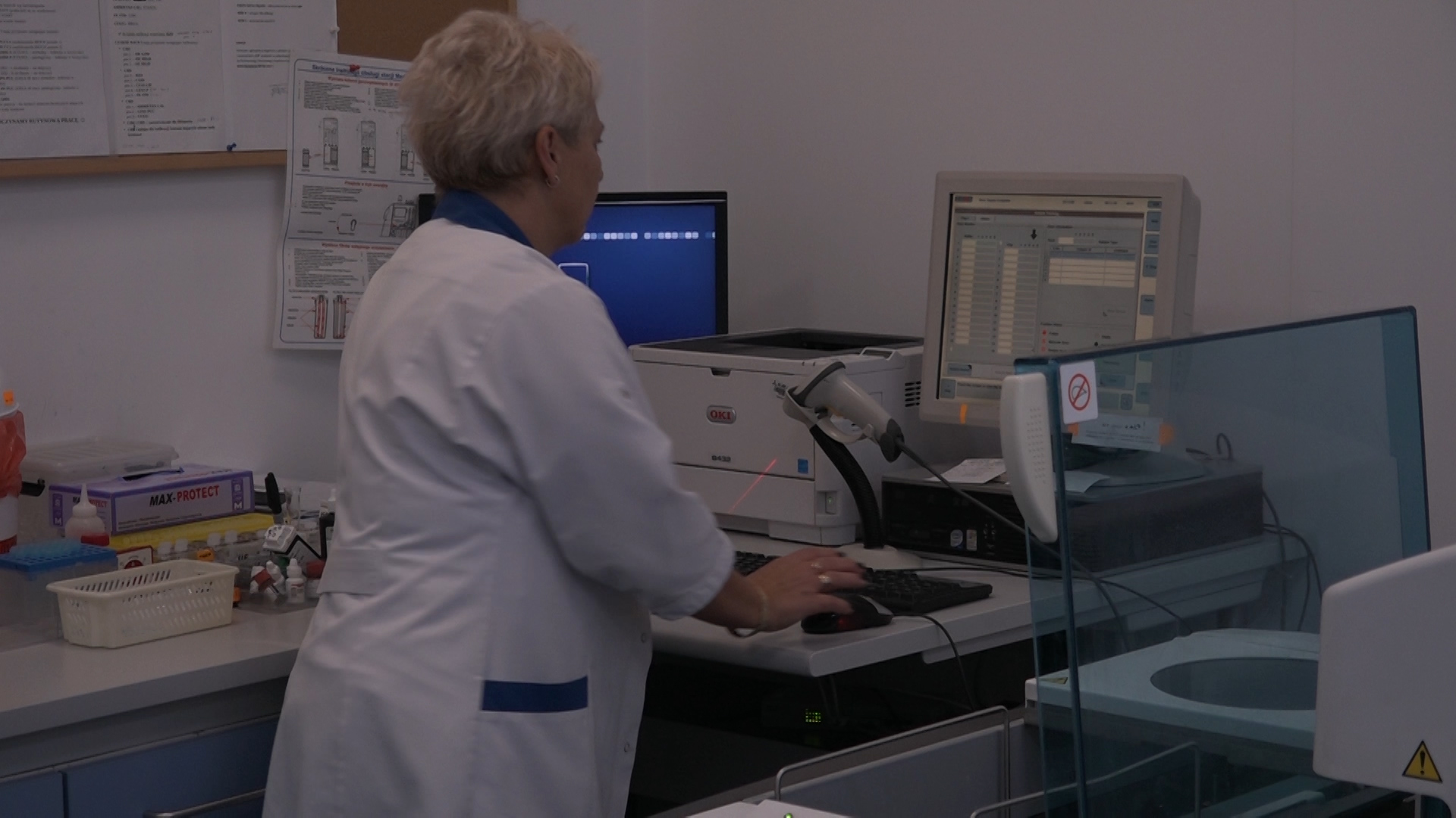 Za darmo można zbadać obecność wirusa