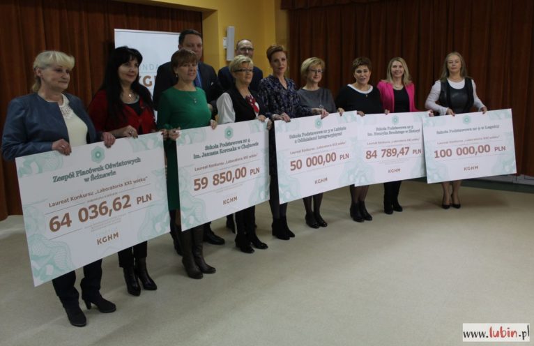 Zamiast klepać regułki będą mocno eksperymentować