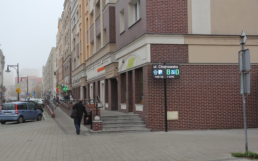 Aplikacja pomaga znaleźć wolny parking