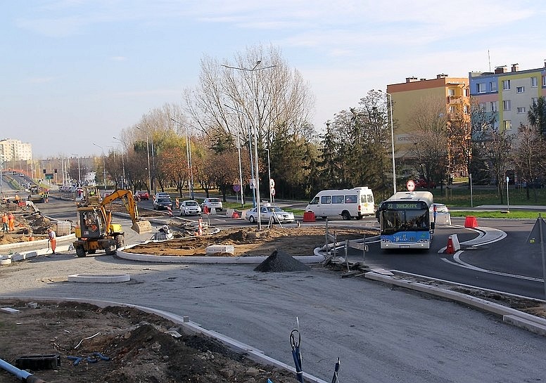 Odkopali brukowaną ulicę z lat 70.