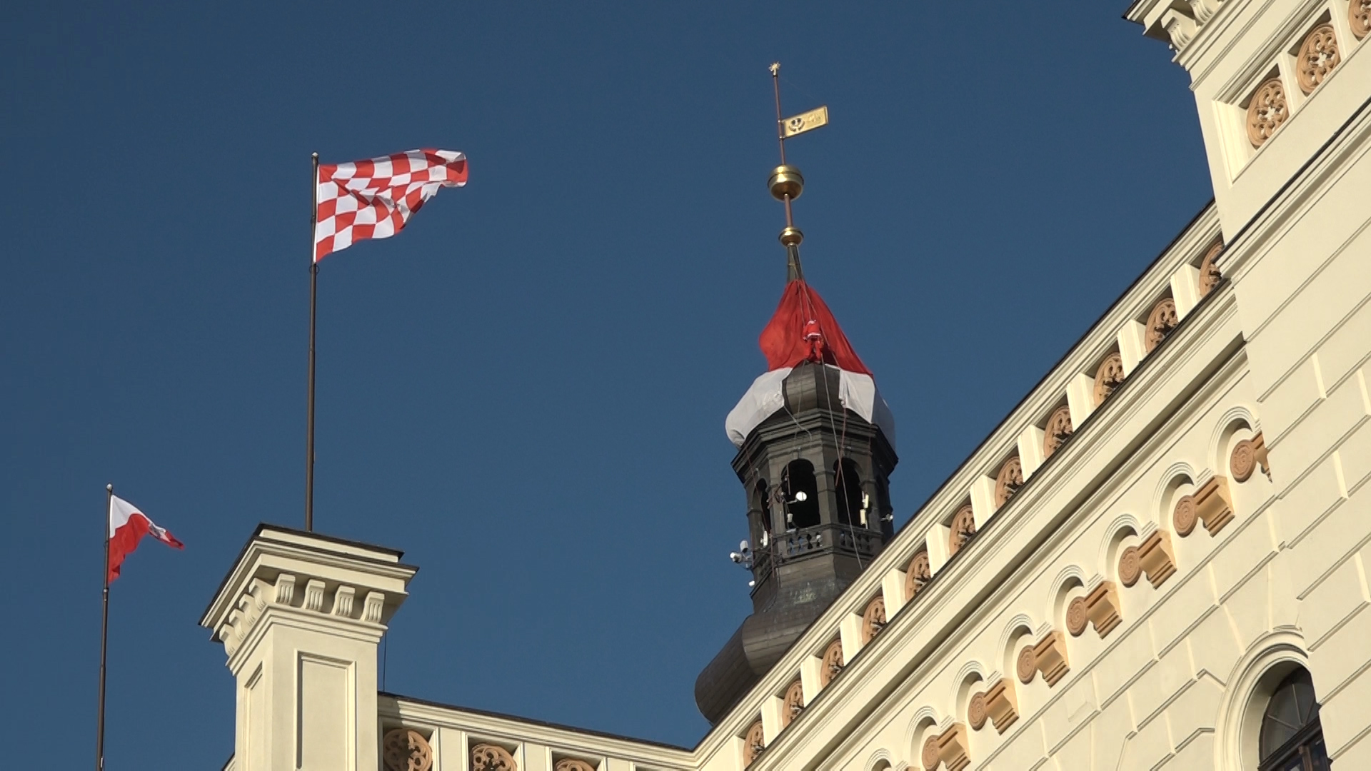 Czapka Mikołaja już założona (WIDEO, FOTO)