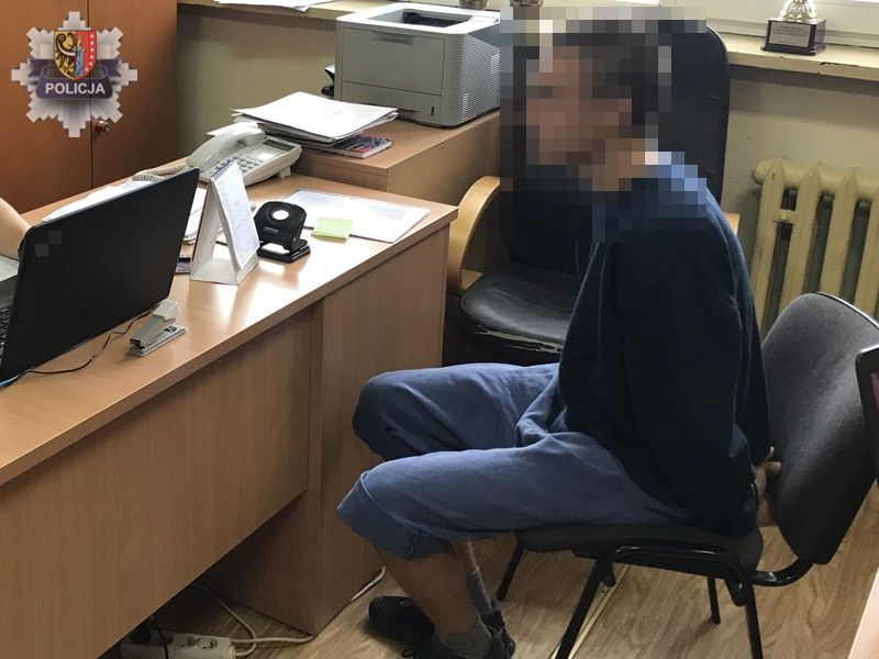 Złodziei zdradziły ślady opon i kawałek zderzaka