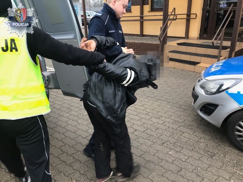 Kradzież rozbójnicza i nielegalna broń