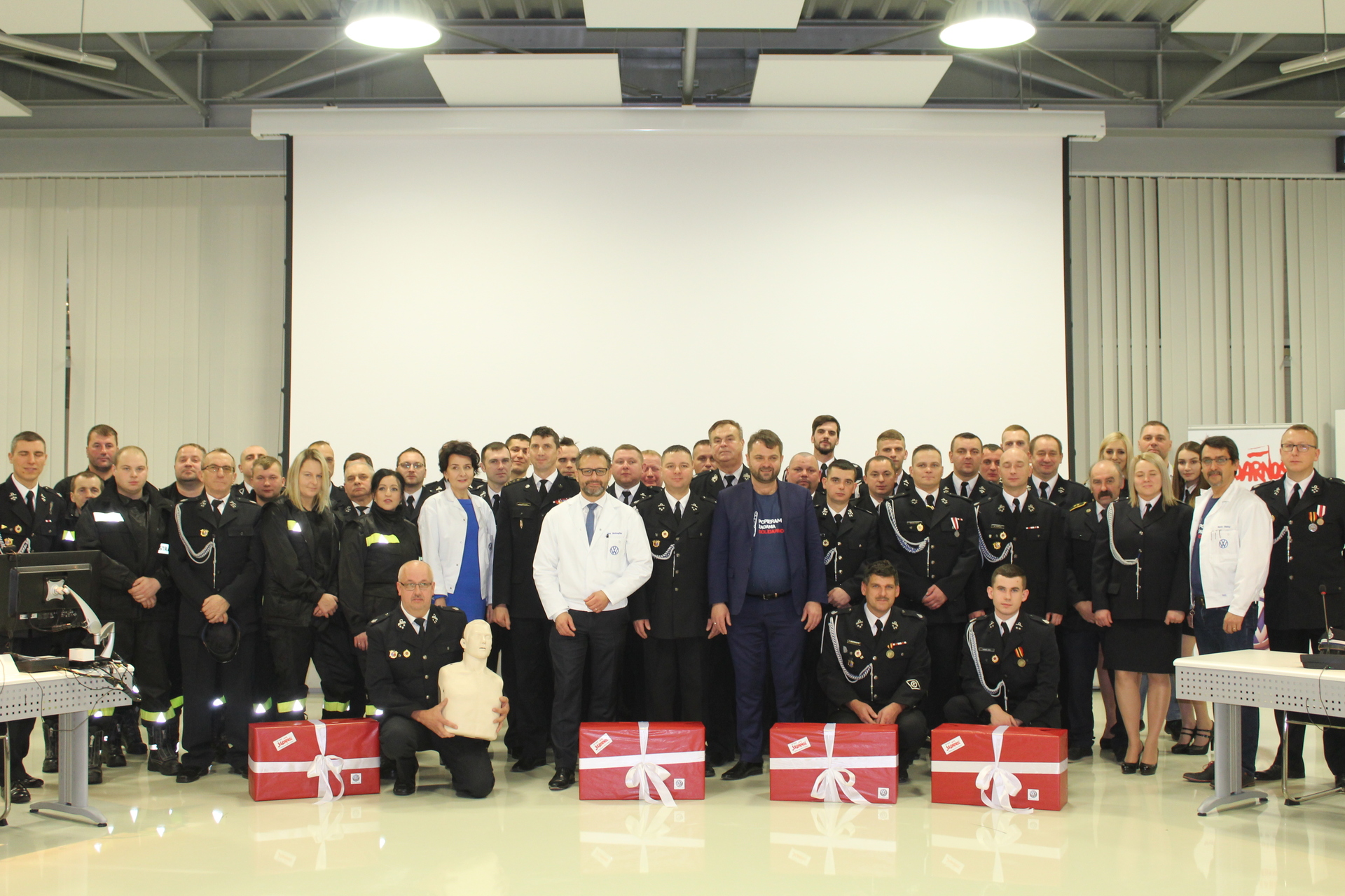 Fantomy dla 20 OSP od spółki Volkswagen Motor Polska (FOTO)