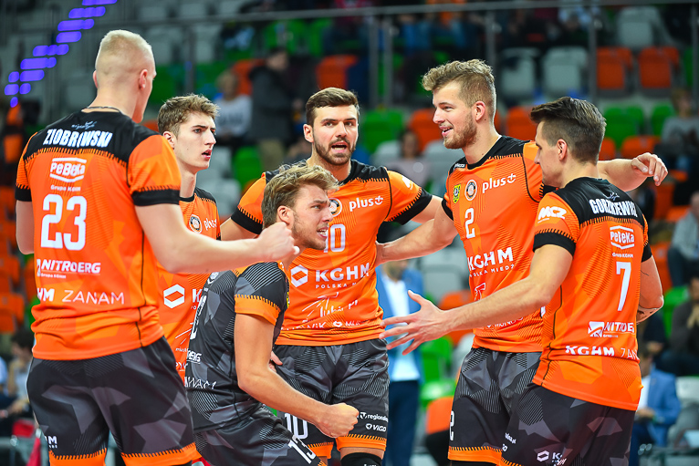 Dwa punkty miedziowych siatkarzy!