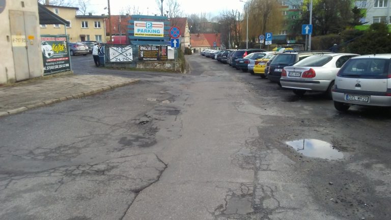 Kto przebuduje ul. Podwale?